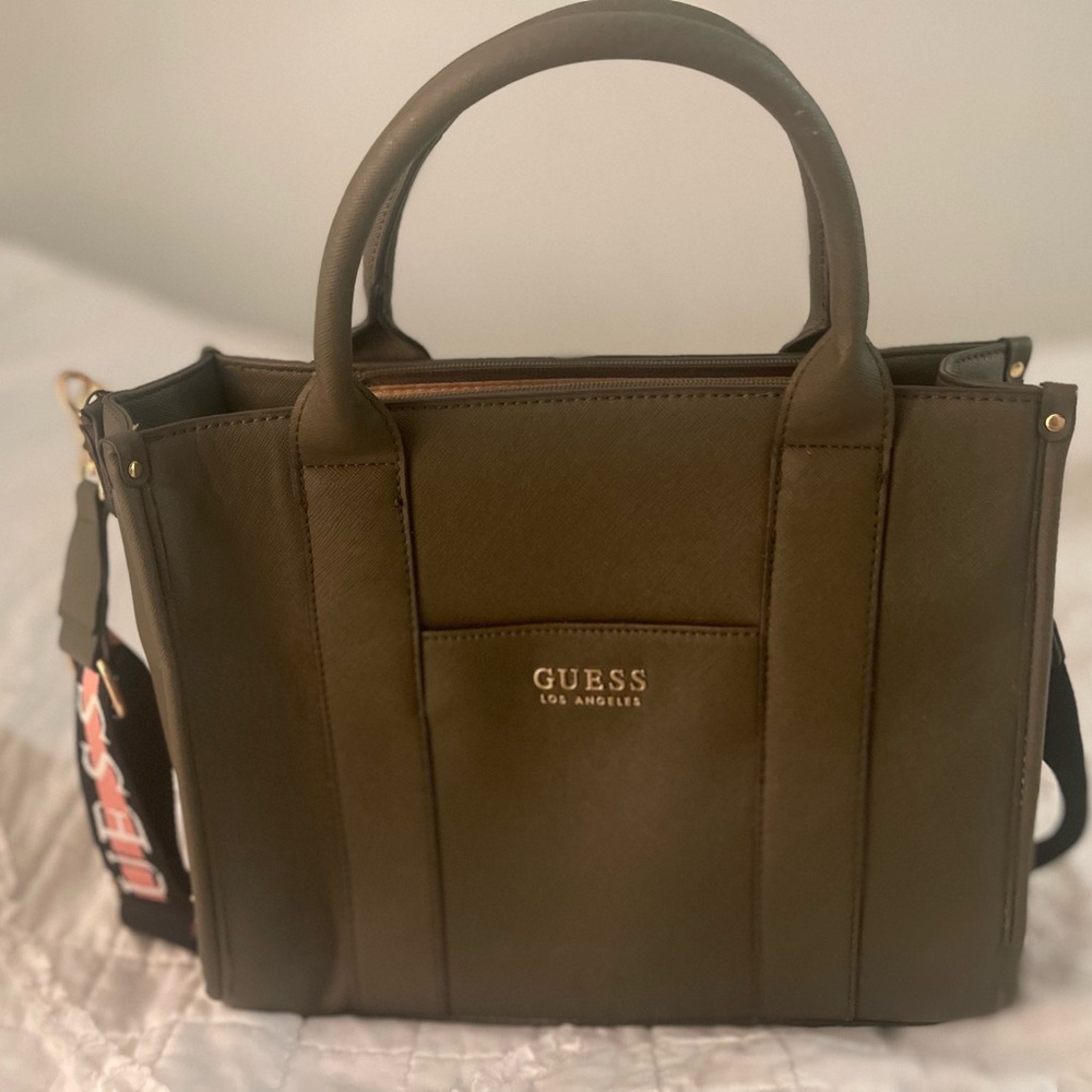 GUESS. army green satchel with cross body strap brand new used twice